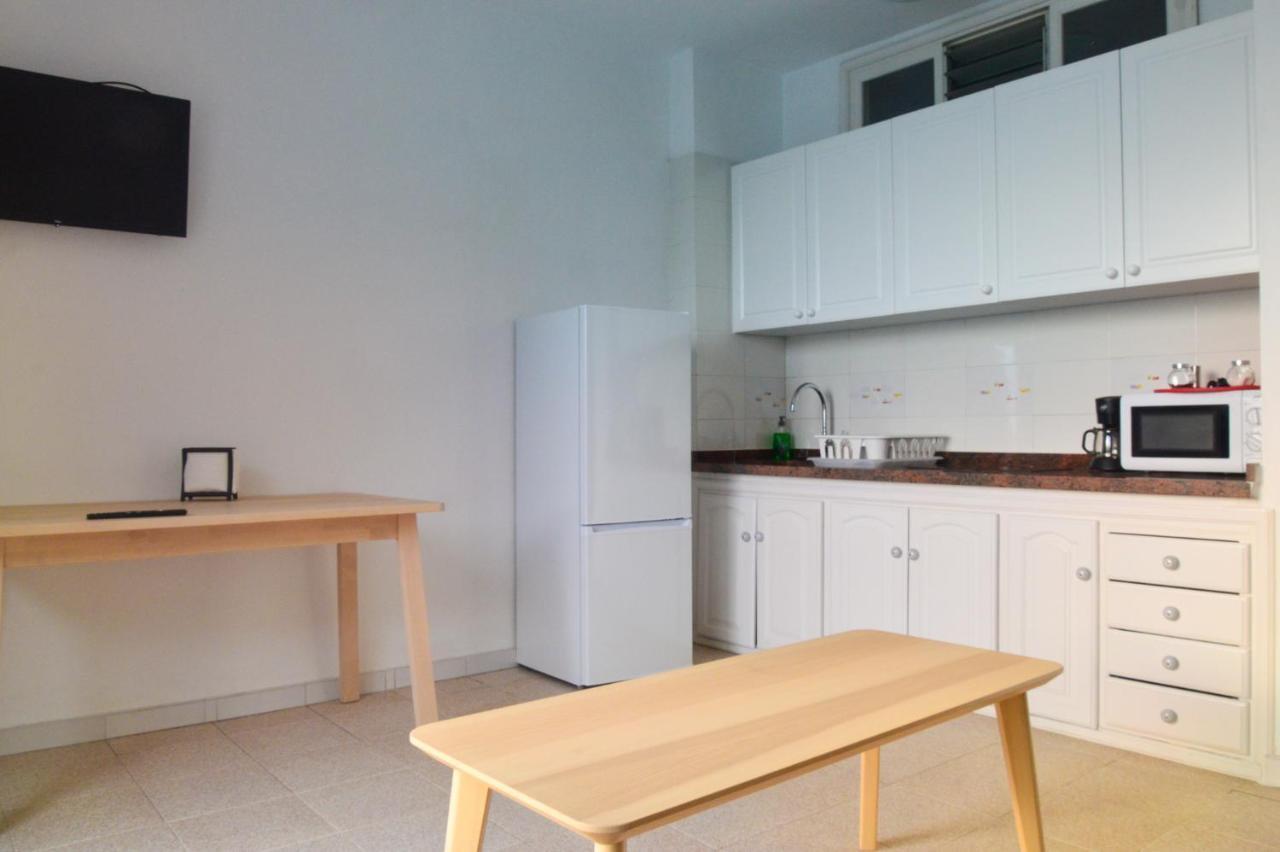 Apartamentos Playa Azul Вайермосо Екстериор снимка